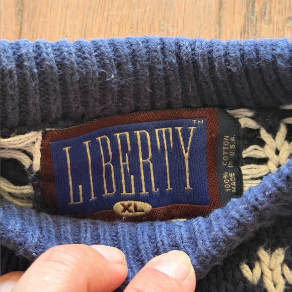 liberty vintage USA Men's Navy, Green & Red Holiday Crewneck Sweater cabin plaid - Picture 3 of 5